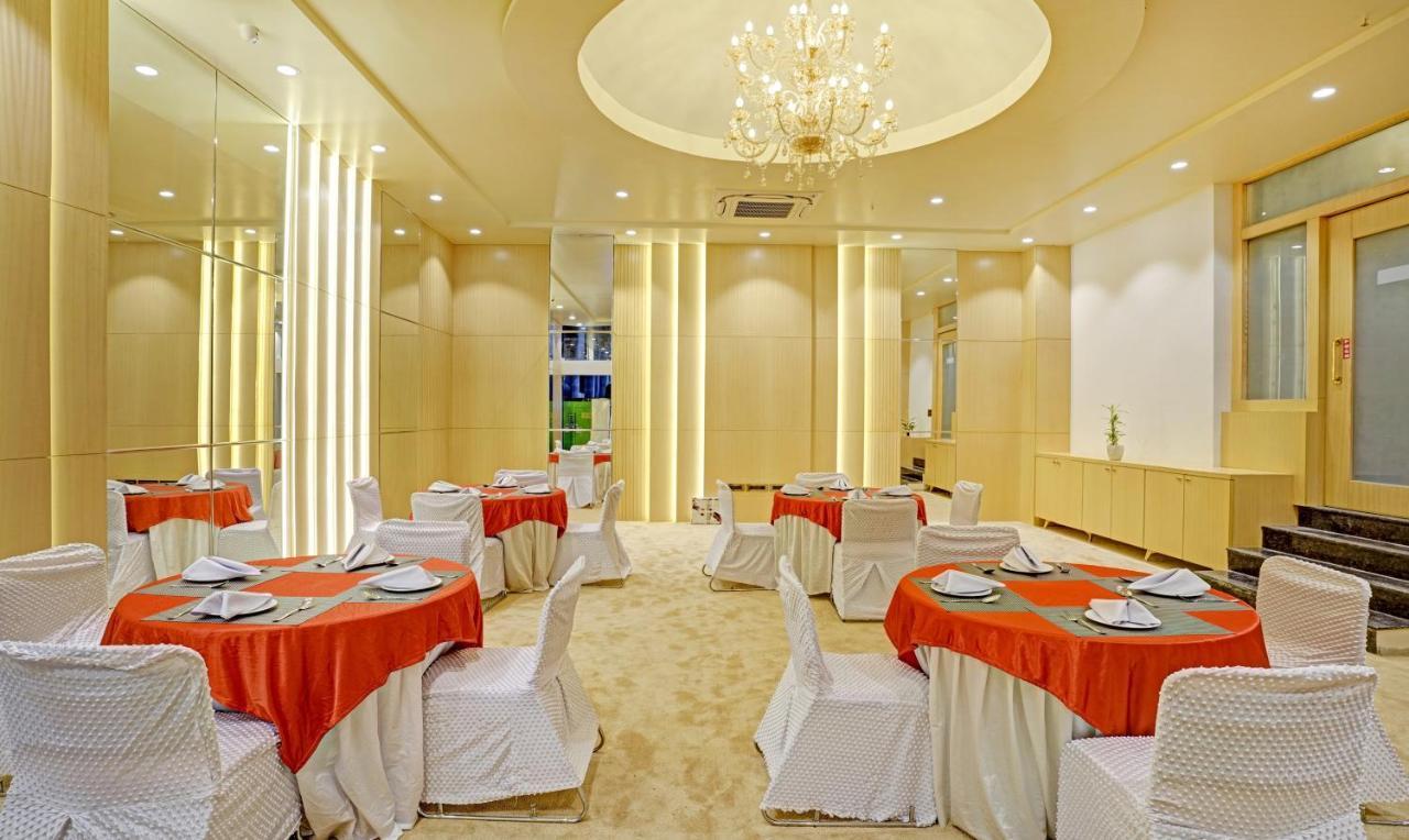 Treebo Premium Golden Bliss Trimurti Nagar Square Нагпур Екстериор снимка