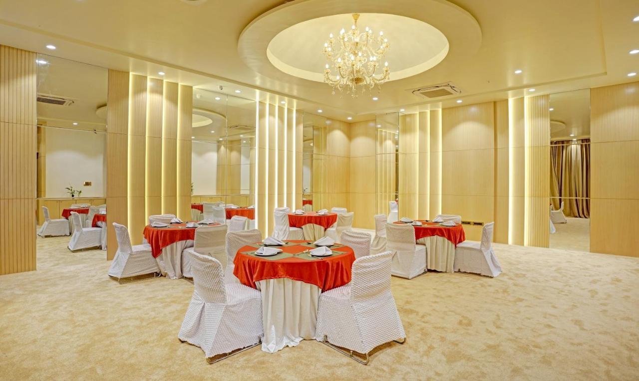 Treebo Premium Golden Bliss Trimurti Nagar Square Нагпур Екстериор снимка