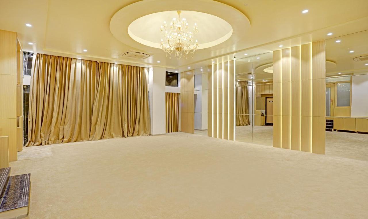 Treebo Premium Golden Bliss Trimurti Nagar Square Нагпур Екстериор снимка