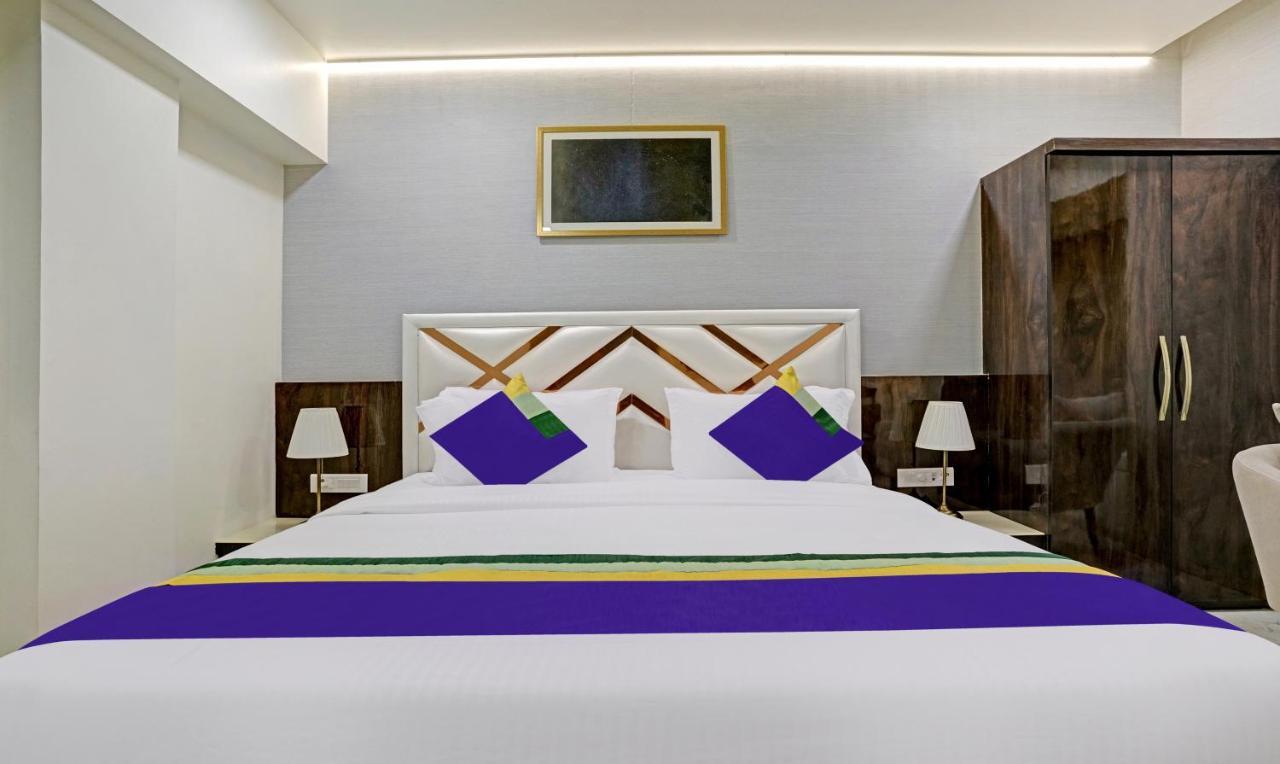 Treebo Premium Golden Bliss Trimurti Nagar Square Нагпур Екстериор снимка