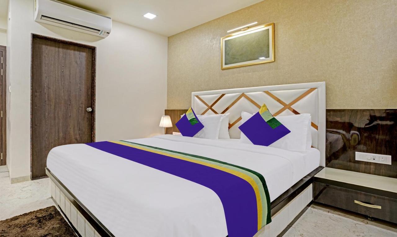 Treebo Premium Golden Bliss Trimurti Nagar Square Нагпур Екстериор снимка